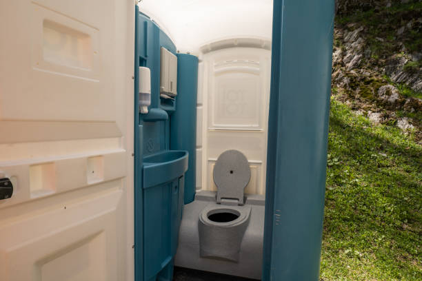 Best Restroom Trailer for Corporate Events  in Livonia, LA