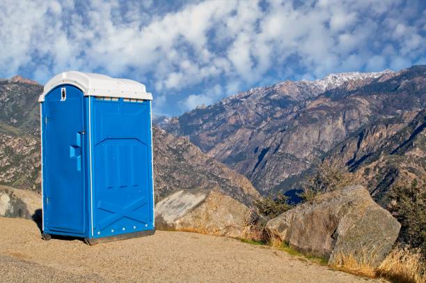 Best VIP or Luxury Restroom Trailers  in Livonia, LA